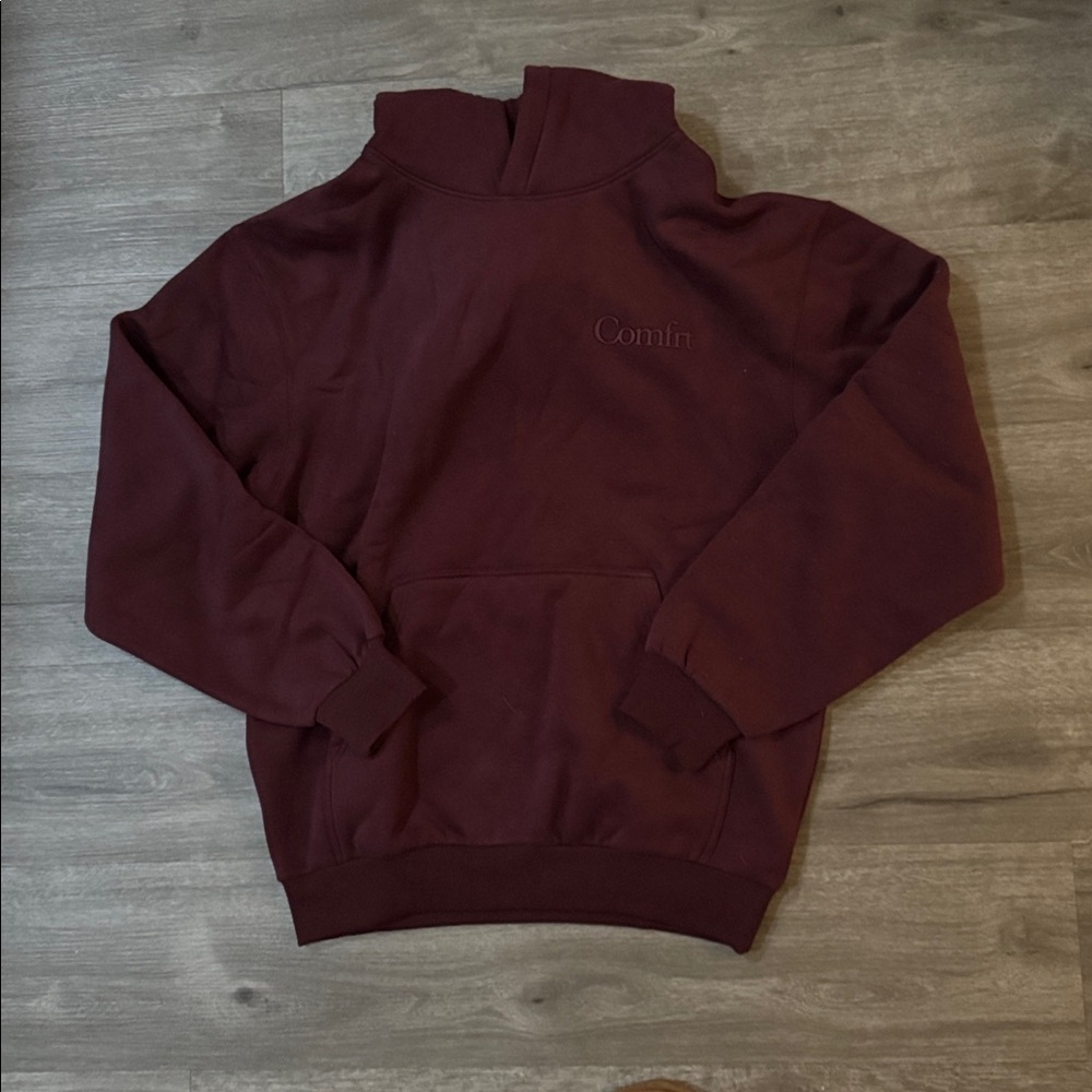 Comfrt Minimalist Hoodie — Maroon